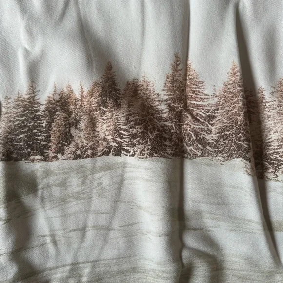 NWT Abercrombie Budweiser Holiday Greetings Crewneck Sweater - Cream and Brown - Picture 5 of 5